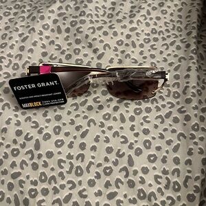 Foster Grant Brown Sunglasses